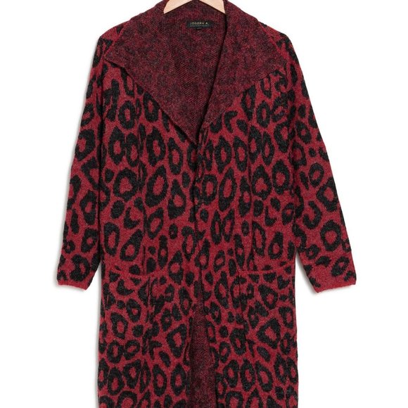 Joseph A Sweaters - NWT Joseph A. Red Leopard Sweater, duster, Medium